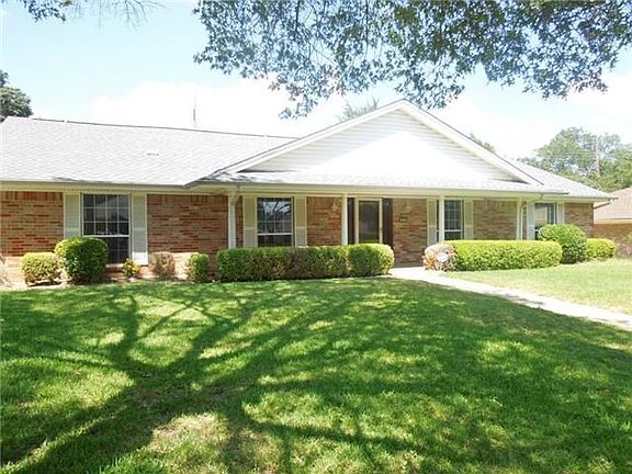 2nd image of 1035 Dove Creek Dr