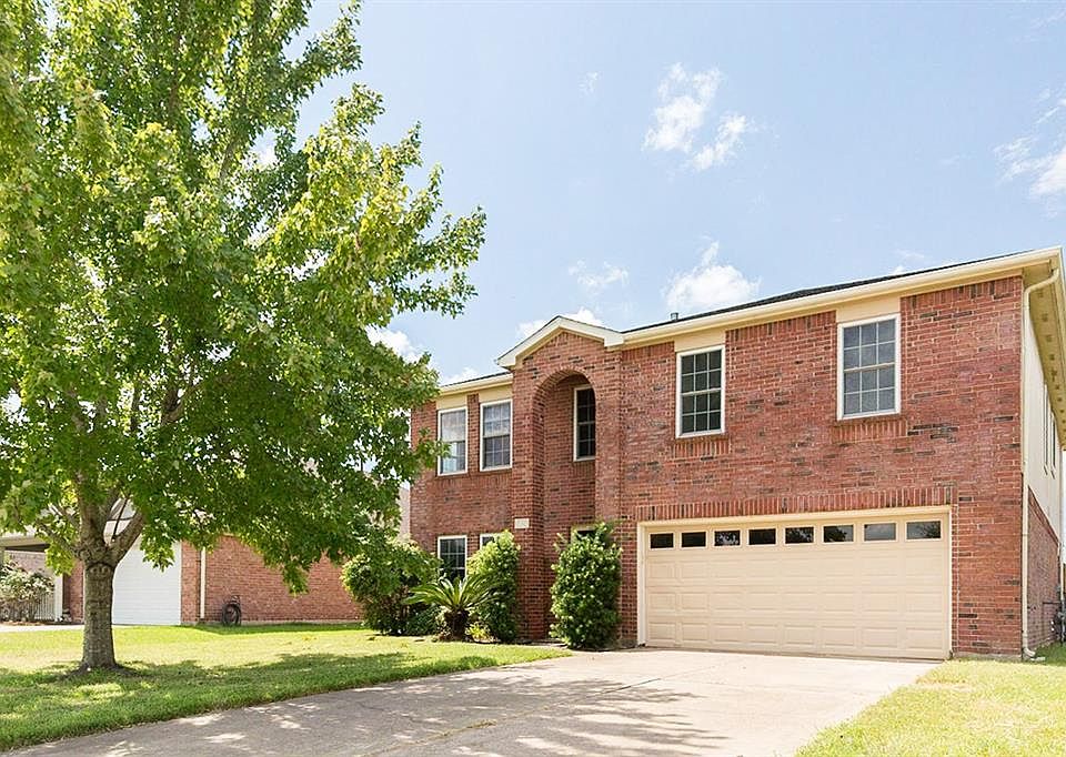 1st image of 3424 Huisache Blvd