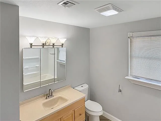 1028 Gaudet Dr — Photo 10