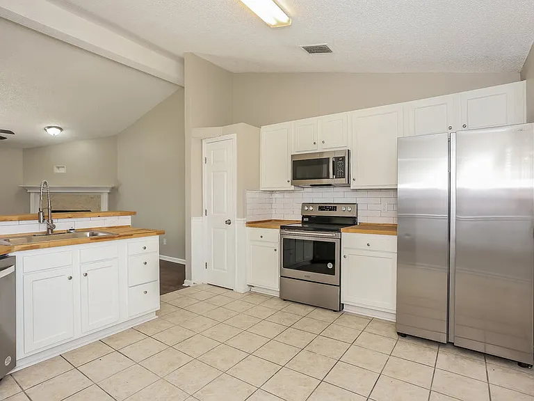 7609 Cinnamon Tea Ct — Photo 8