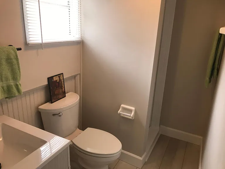 515 E Amelia St — Photo 23