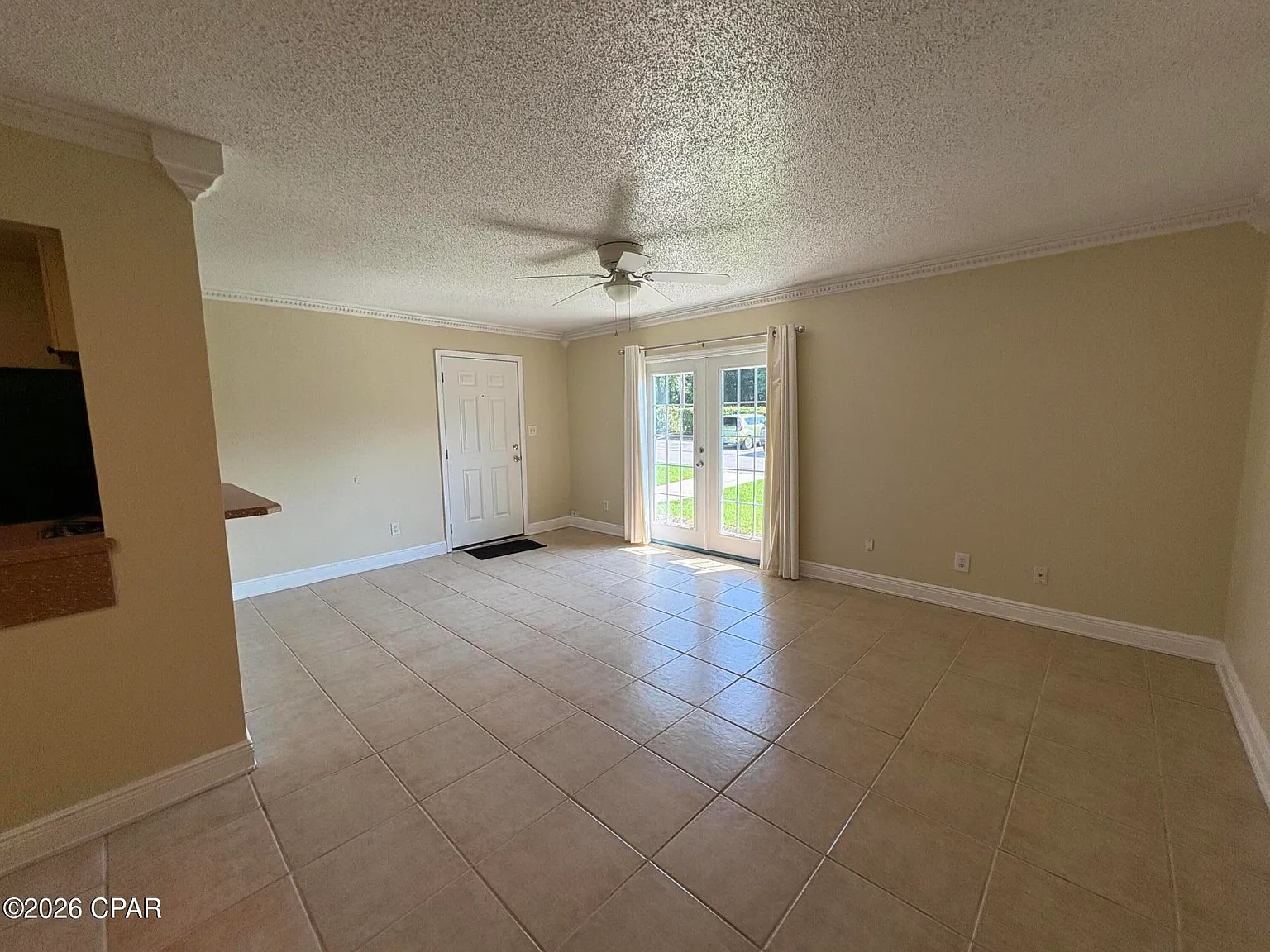 2 bed, 970 sqft, $1,650 — Photo 3