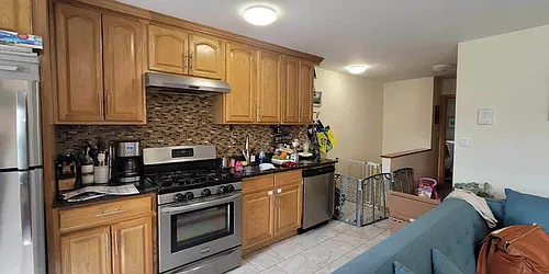 Rented by Metropolis International Realty Inc.