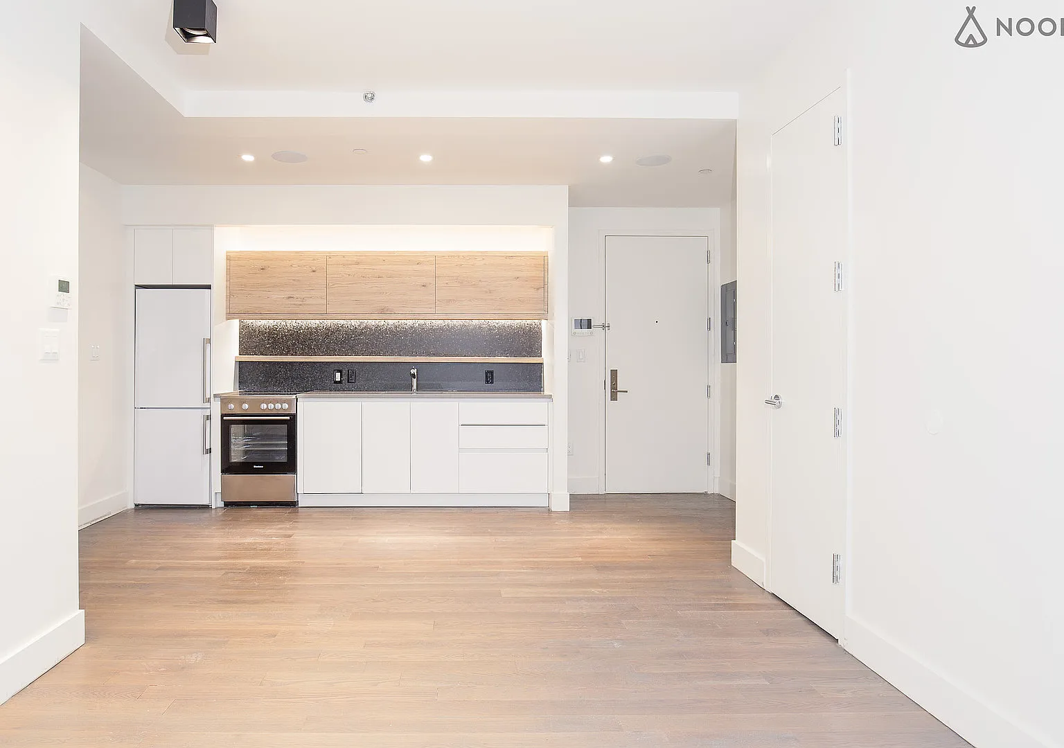 1068 Fulton Street — Photo 2