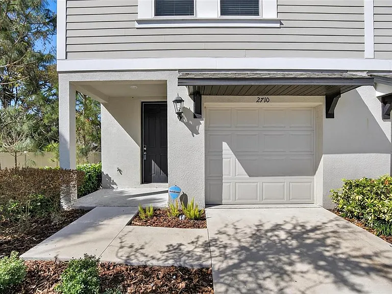 2710 Scarlet Bay Pl — Photo 4
