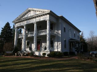 4131 Pipewood Curv, Excelsior, MN 55331