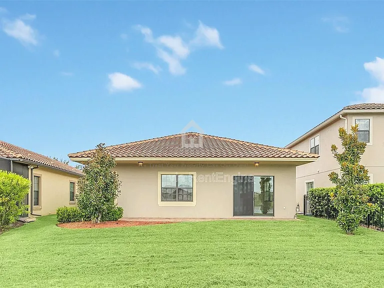 10466 Stapeley Dr — Photo 32