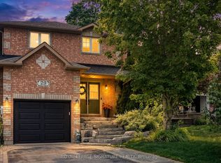 29 Bartor Blvd, Barrie, ON L4N5Y7
