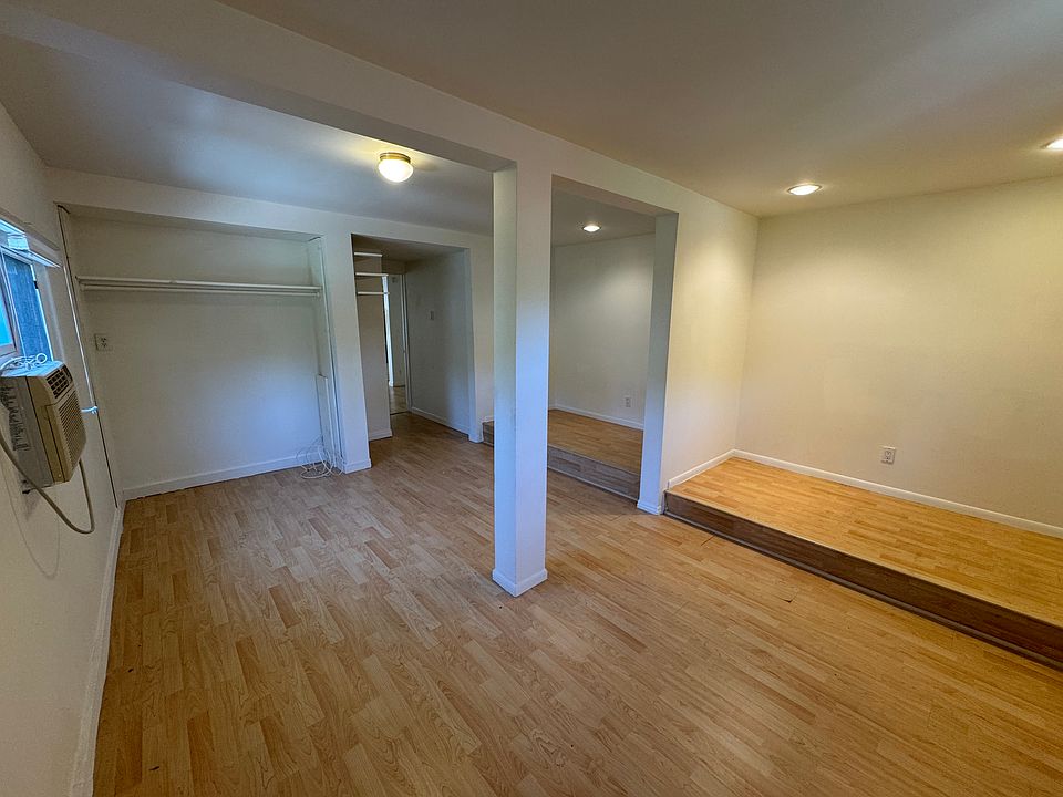 Bedroom to South wall