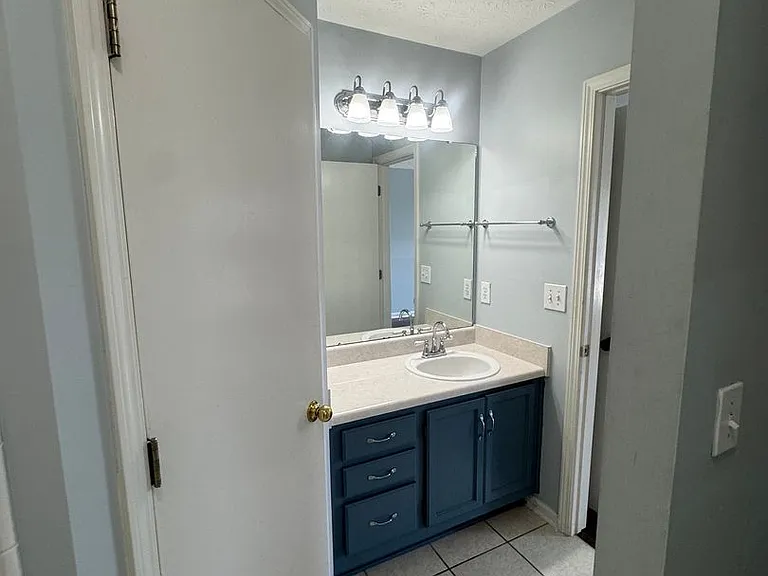 5620 Sweetwood Way — Photo 17
