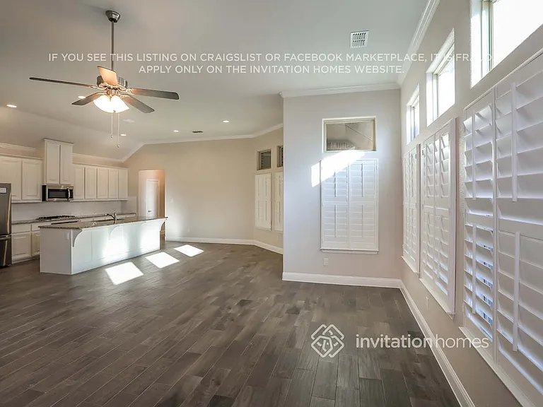 708 Boardwalk Way — Photo 4