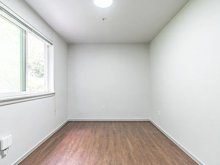 Elegant, Efficient Studios in Beautiful Delridge! — Photo 25