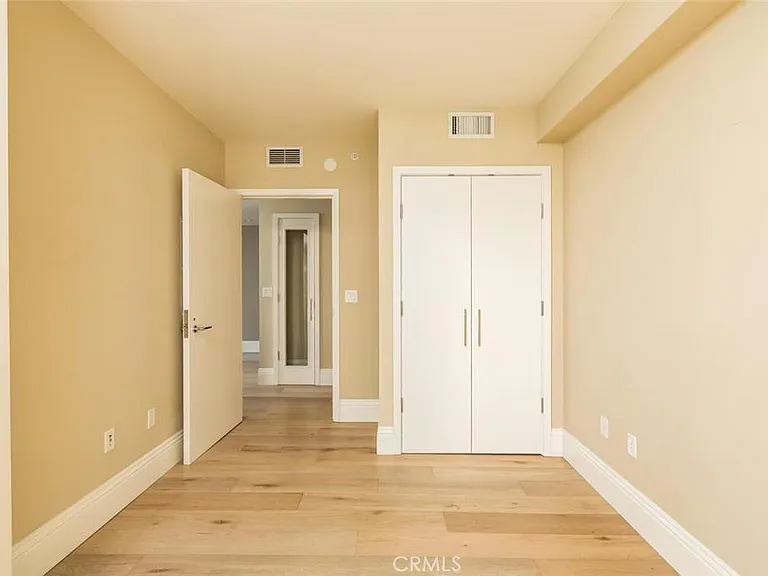 3141 Michelson Dr #808 — Photo 12
