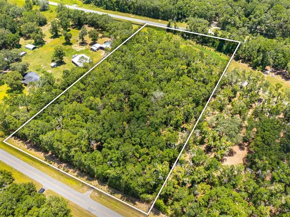 5 SW Meadowlands Dr, Lake City, FL 32024