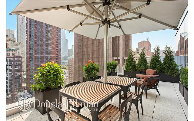 Sold by Douglas Elliman | media 27