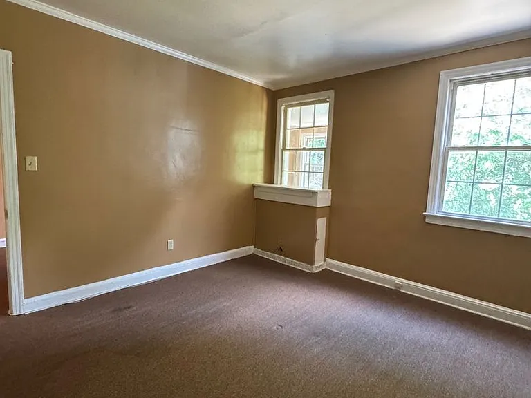 800 Taylor St NE — Photo 22