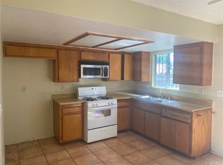 530 W Orange Grove Ave APT B, Pomona, CA