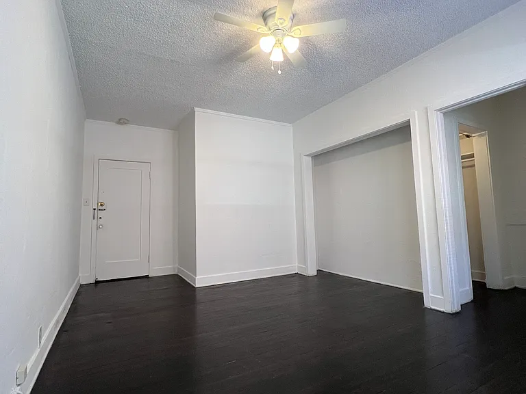 4604 Los Feliz Blvd #202 — Photo 10