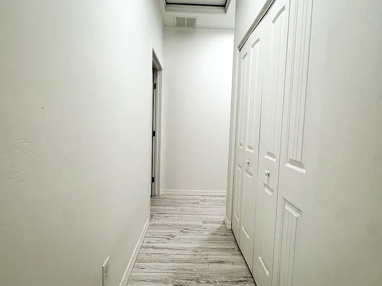 4377 W 16th Ln — Photo 16