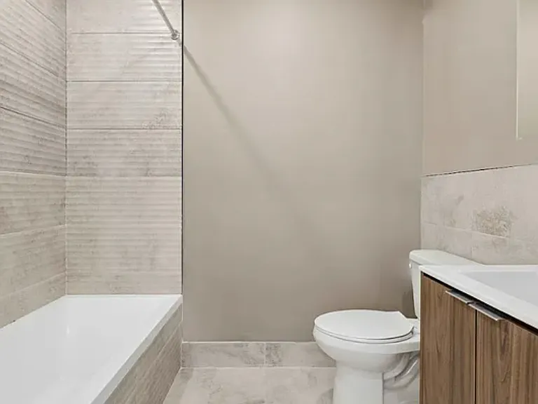 89-25 162nd St #303 — Photo 14