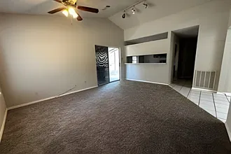 3 bed, 1029 sqft, $1,495 — Photo 3