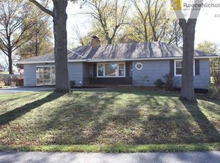 1 NW 106th Ter, Kansas City, MO 64155