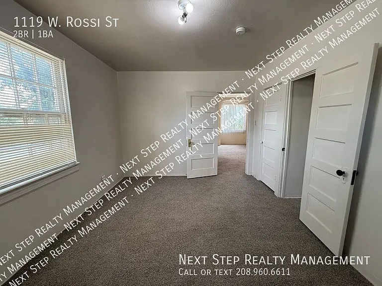 1119 W Rossi St — Photo 9