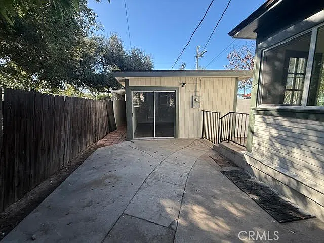 1 bed, 650 sqft, $1,900 — Photo 2