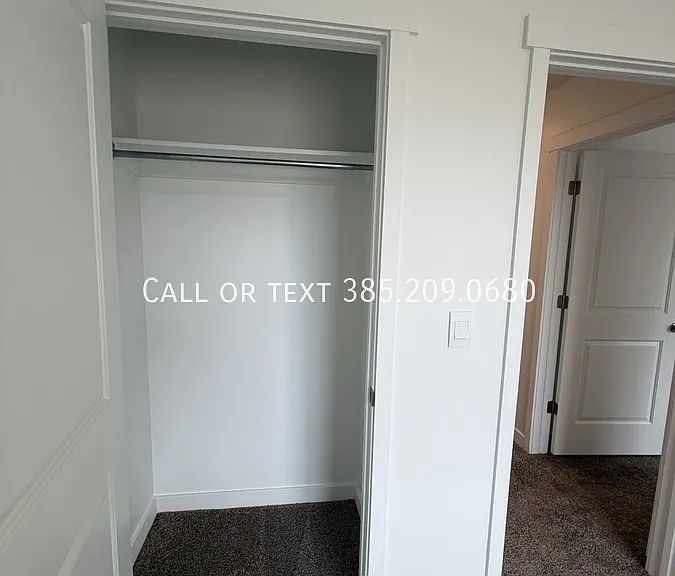 1356 S Windy Ridge Dr — Photo 14