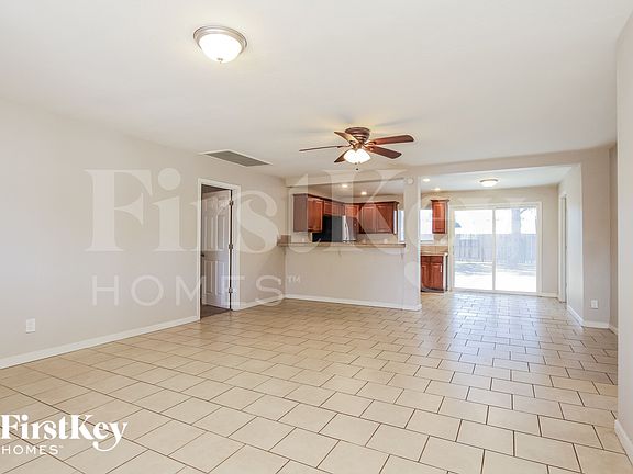2nd image of 2907 E Michelle Dr