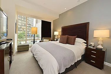 1 Central Park West, #820