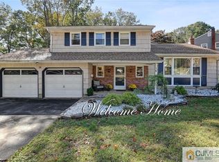 14 Myrtle Rd, East Brunswick, NJ 08816