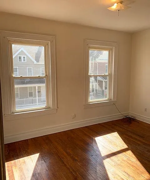 12 Pleasant St — Photo 8