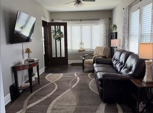 283 S Michigan Ave, Bradley, IL 60915