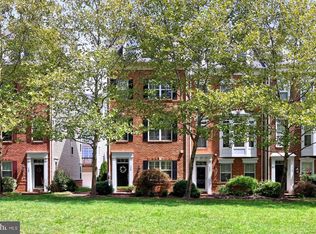 138 Martin La, Alexandria, VA 22304