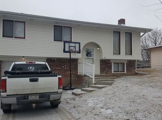 2424 NW 51st St, Lincoln, NE 68524