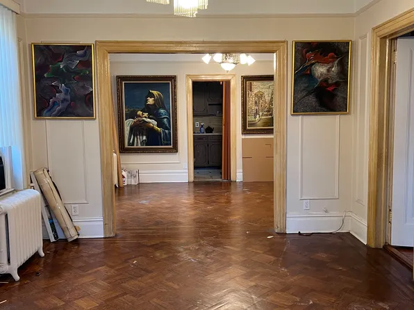 28-16 29th Street image 3 of 29