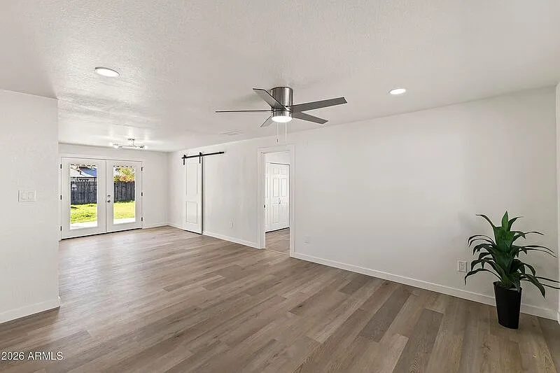 4 bed, 2.0 bath, 1344 sqft, $2,590 — Photo 4