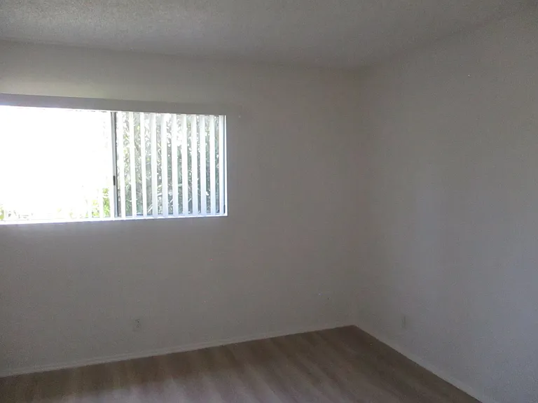 7005 Jordan Ave #209 — Photo 12