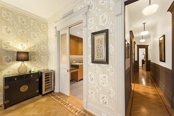 Sold by Nest Seekers International | media 2