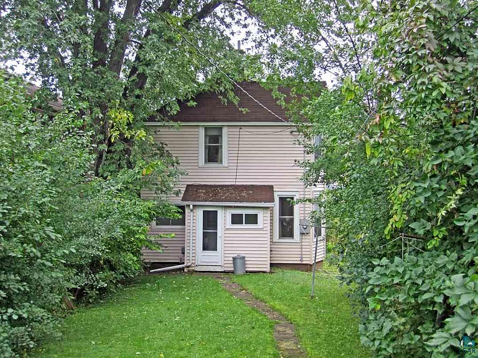 2nd image of 1019 E 6th St