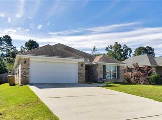 8945 Dawes Oak Dr, Theodore, AL 36582