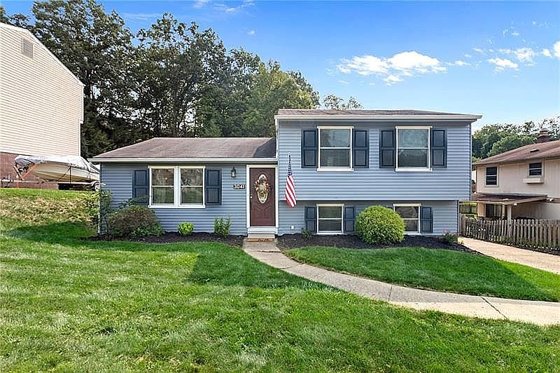 1st image of 3041 Amy Dr