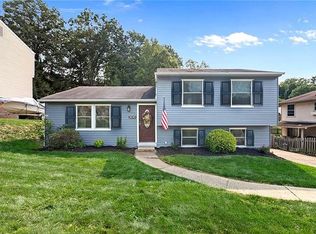 3041 Amy Dr, South Park, PA 15129