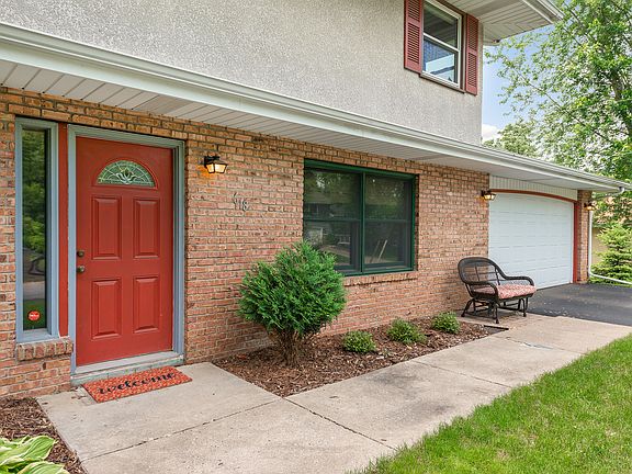 4th image of 618 McCallum Dr
