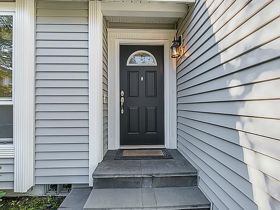 3rd image of 31632 111th Ct SE