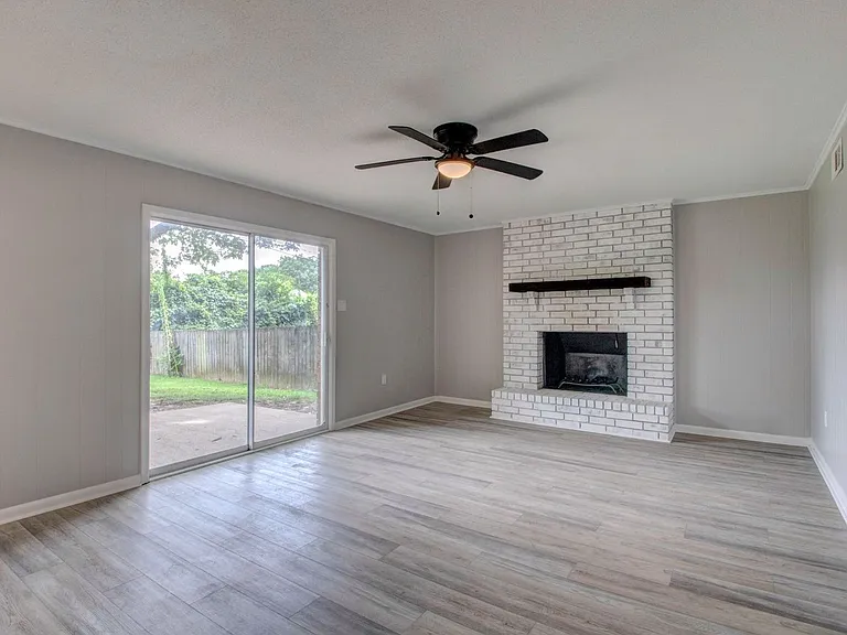 813 W A Ave 10_06152026