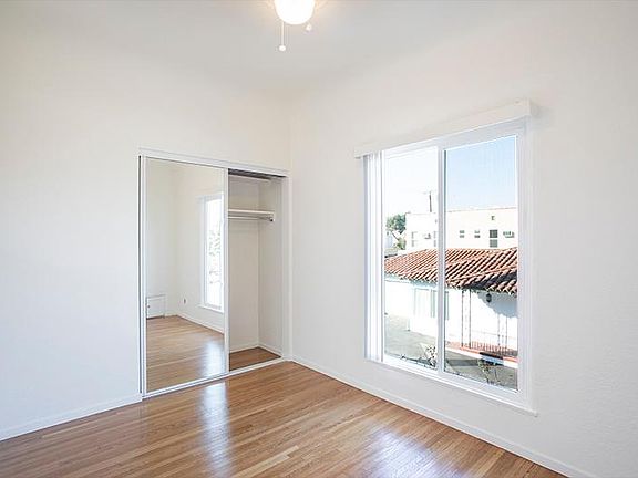 4th image of 221 S Atlantic Blvd #2