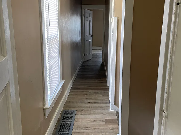 69 Alaska St — Photo 11