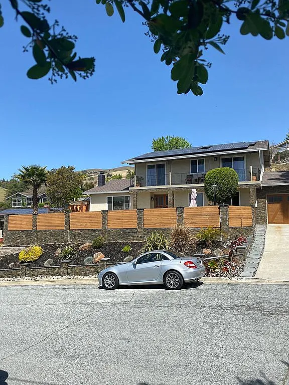 3757 Macbeth Dr photo 1